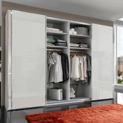 Wohnen Schränke<4-türiger Schwebetürenschrank in Weiß - Highlamp