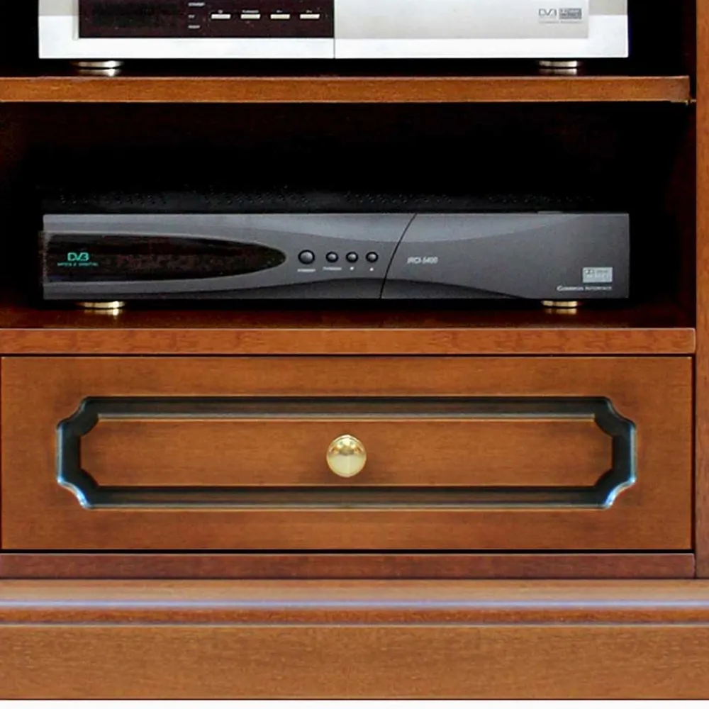 Wohnen Lowboards|Tv & Hifi-Möbel<TV Kommode im klassischen Look - Kimms