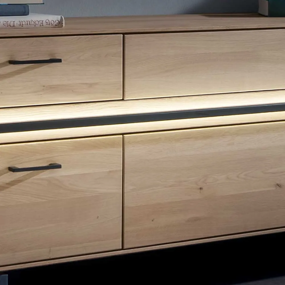 Wohnen Tv & Hifi-Möbel|Lowboards<TV Lowboard aus Asteiche mit Metall - Clenza