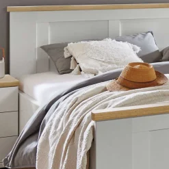 Wohnen Betten<Weißes Bett im Country Style mit Absetzung - Ignacio