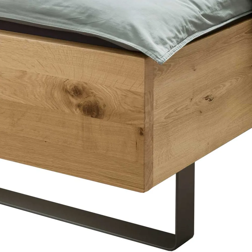 Wohnen Betten<Wildeiche Bett mit Metallkufen - Siestago