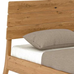 Wohnen Betten<Wildeiche Bettgestell mit Holzkopfteil - Lugos