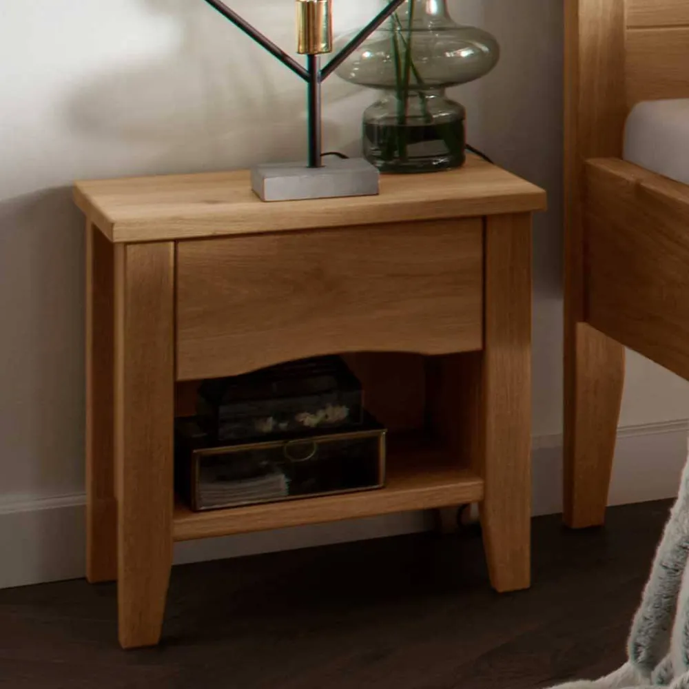 Wohnen Betten<Wildeiche Doppelbett mit Holzkopfteil - Adeira