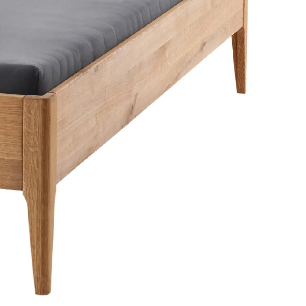 Wohnen Betten<Wildeiche Holzbett mit Cord-Kopfteil - Babahira