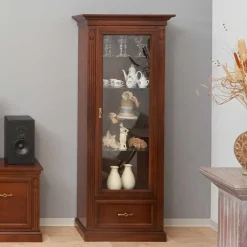 Wohnen Vitrinen<74x184x42 Klassische Vitrine in Walnussfarben - Sienna