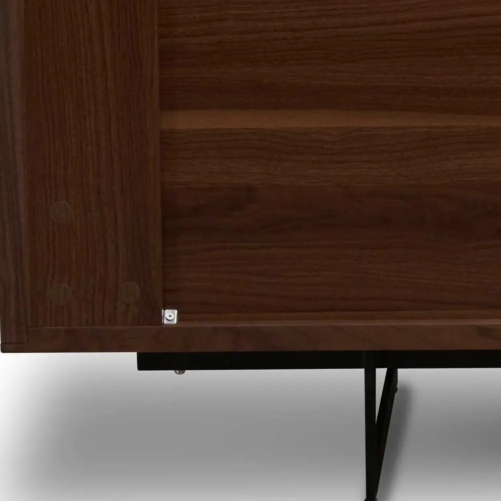 Wohnen Sideboards<155x85x45 Retro-Sideboard mit Bügelgestell - Frenanda