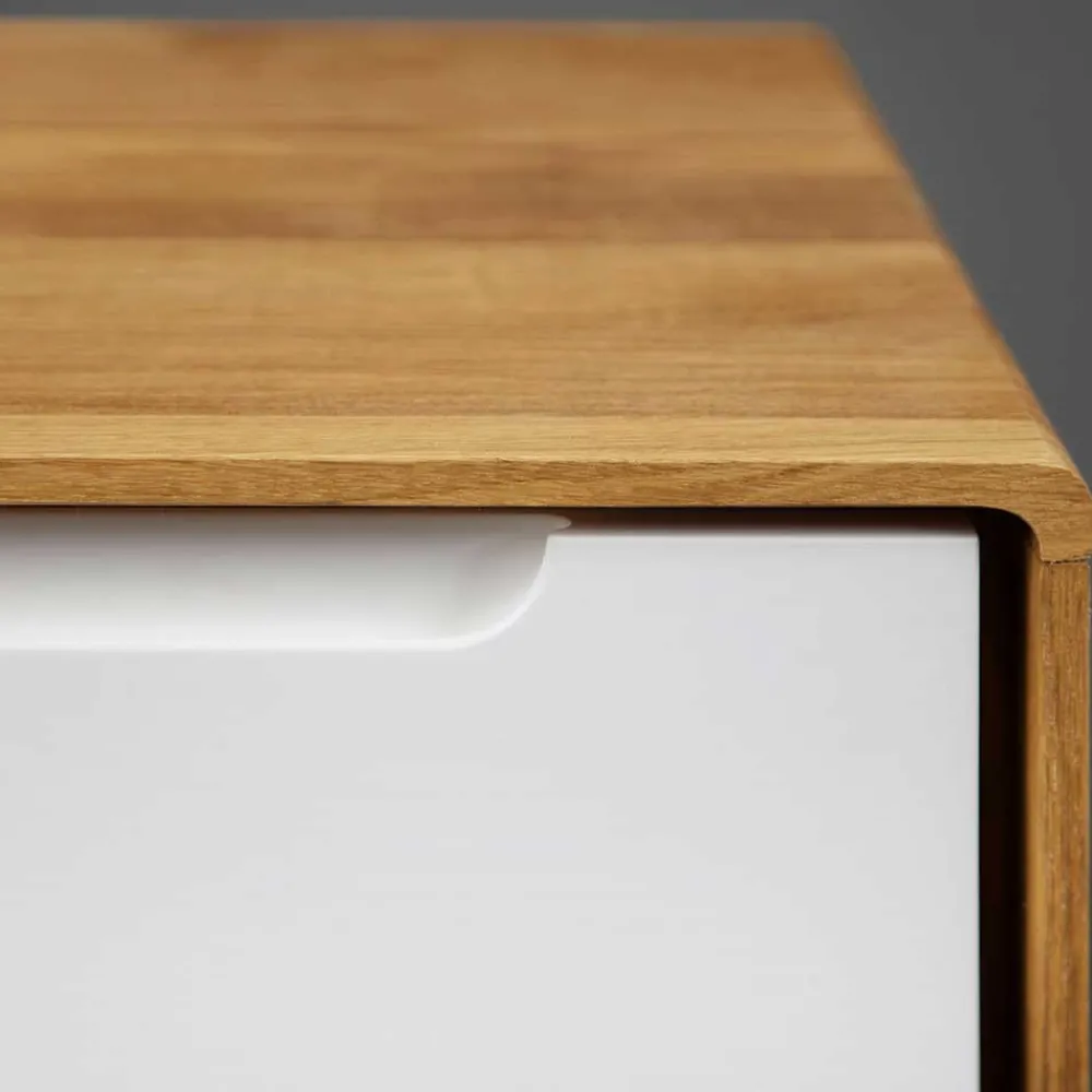 Wohnen Tv & Hifi-Möbel|Lowboards<134x33x40 TV Element mit drei Schubladen - Diesta